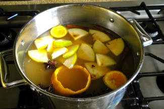 Photo: Spiced Pear and Apple Cider