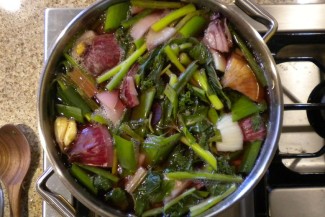 Photo: Homemade Vegetable Broth