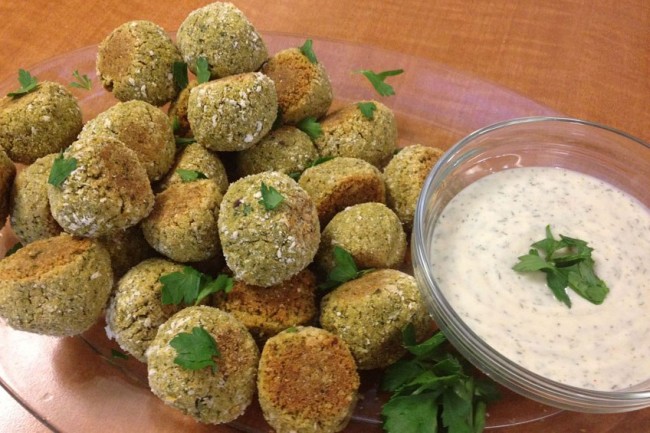 Photo: Chickpea Balls w/ Vegan Dill Sauce