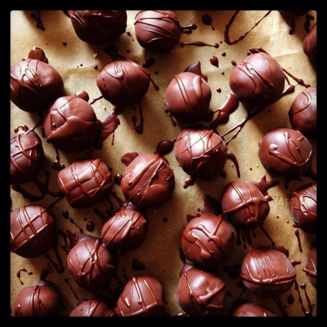 Dark Chocolate Cookie Dough Truffles Dark Chocolate Cookie Dough Truffles